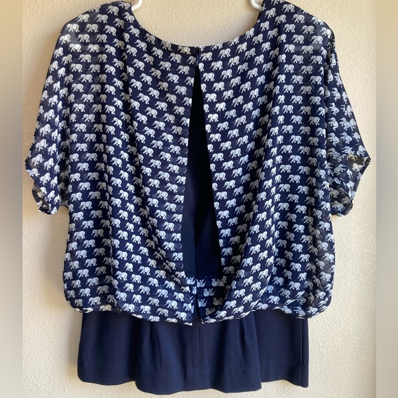 CAbi NWOT #5345 Parade Blouse, size small - Picture 7 of 8